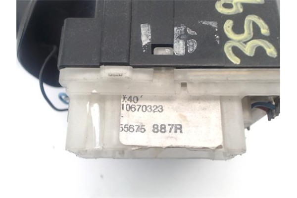 Recambio de mando limpiaparabrisas para renault clio iv 1.5 limited referencia OEM IAM 8201168016 10670323 