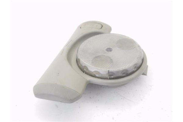Recambio de luz interior techo para nissan micra (k12e) 1.2 16v referencia OEM IAM 26430AX601  