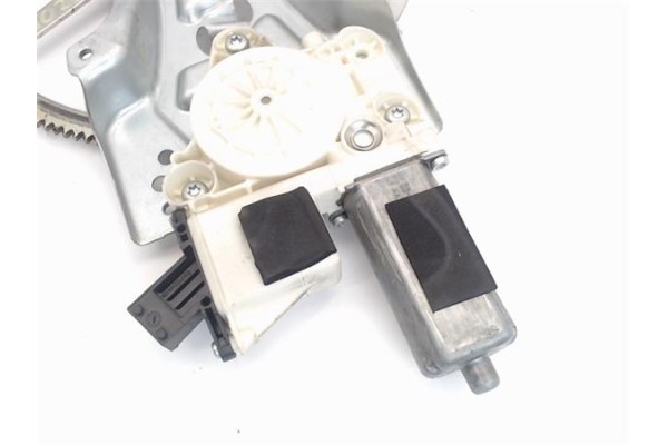 Recambio de mecanismo elevalunas delantero izquierdo para opel vectra c berlina referencia OEM IAM   