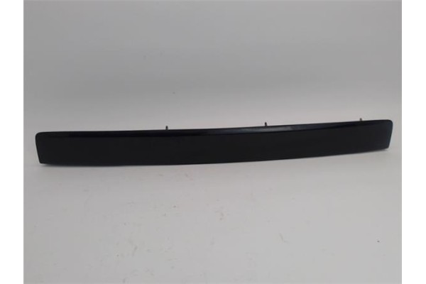 Recambio de moldura porton trasero para mazda 2 (b2w) 1.6 referencia OEM IAM 3m71a43404be  