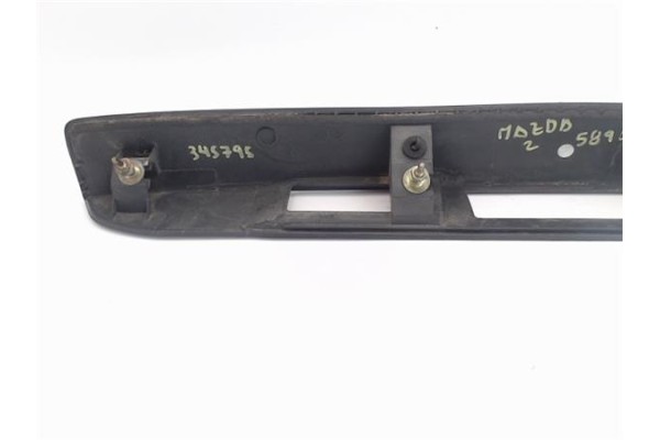Recambio de moldura porton trasero para mazda 2 (b2w) 1.6 referencia OEM IAM 3m71a43404be  