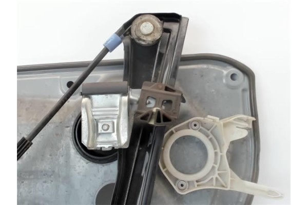 Recambio de elevalunas electrico delantero izquierdo para seat ibiza (6l1) 1.4 sport referencia OEM IAM 6L4837751EE 6L4837755AD 