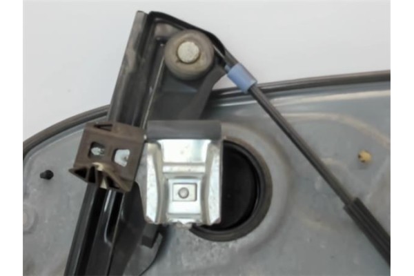 Recambio de elevalunas electrico delantero izquierdo para seat ibiza (6l1) 1.4 sport referencia OEM IAM 6L4837751EE 6L4837755AD 