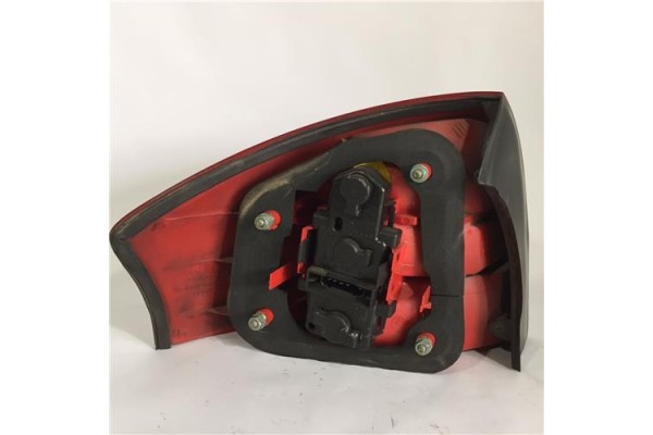 Recambio de piloto trasero derecho para audi a6 berlina (4b2) 2.5 tdi referencia OEM IAM 4B5945096  4B9945096 , AUDI