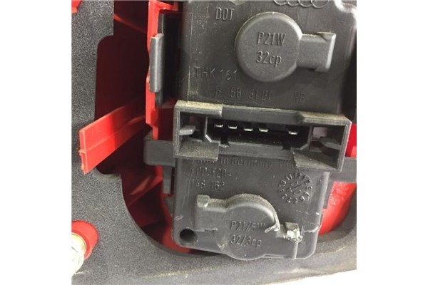 Recambio de piloto trasero derecho para audi a6 berlina (4b2) 2.5 tdi referencia OEM IAM 4B5945096  4B9945096 , AUDI