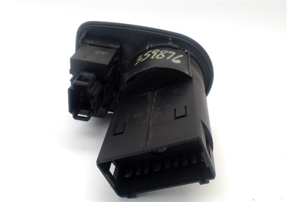 Recambio de conmutador luces para seat ibiza berlina (6j5) 1.4 referencia OEM IAM 6J1941531AAT7  