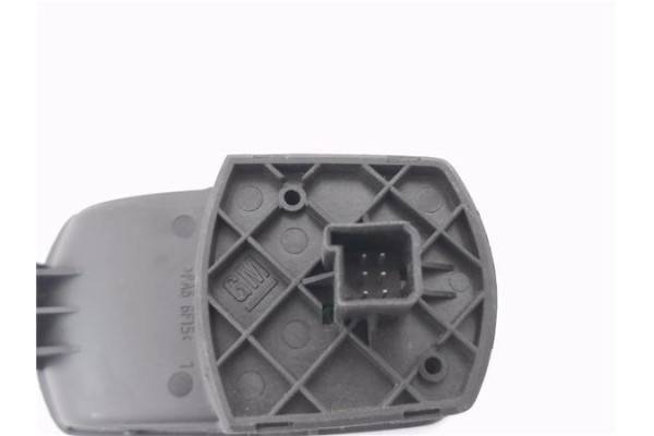 Recambio de mando elevalunas delantero derecho para opel corsa d 1.3 cdti referencia OEM IAM 13206806RT  