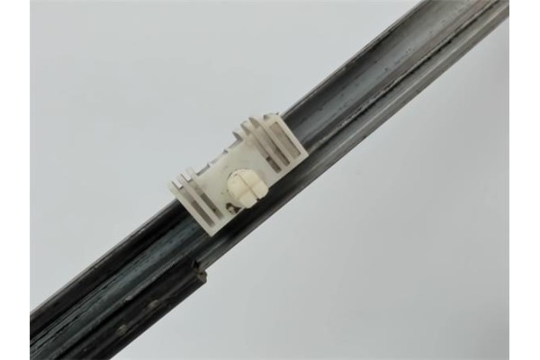 Recambio de mecanismo elevalunas delantero izquierdo para renault clio i fase iii referencia OEM IAM   