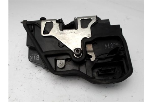 Recambio de cierre electromagnetico delantero derecho para bmw serie 5 berlina (e60) 520d referencia OEM IAM 51217202146  