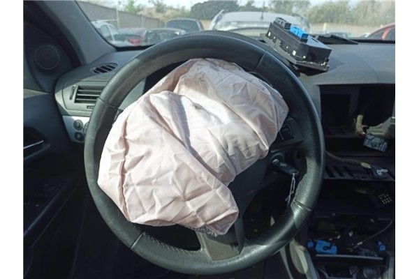 Recambio de volante para opel astra h gtc 1.4 referencia OEM IAM 913316  