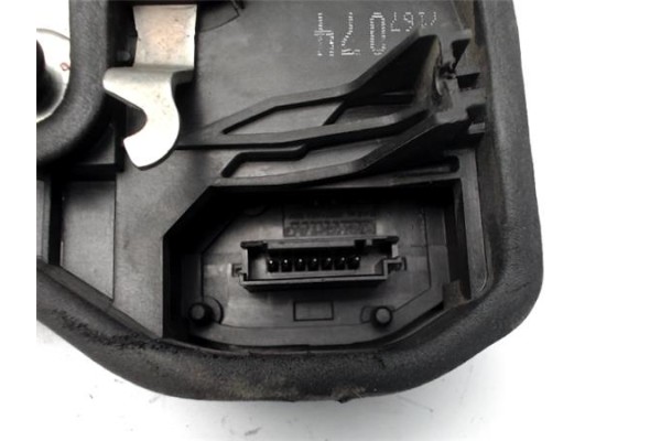 Recambio de cierre electromagnetico delantero derecho para bmw serie 5 berlina (e60) 520d referencia OEM IAM 51217202146  