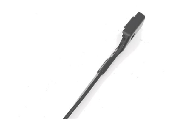 Recambio de brazo limpiaparabrisas delantero derecho para opel astra j 1.6 referencia OEM IAM 13289887  