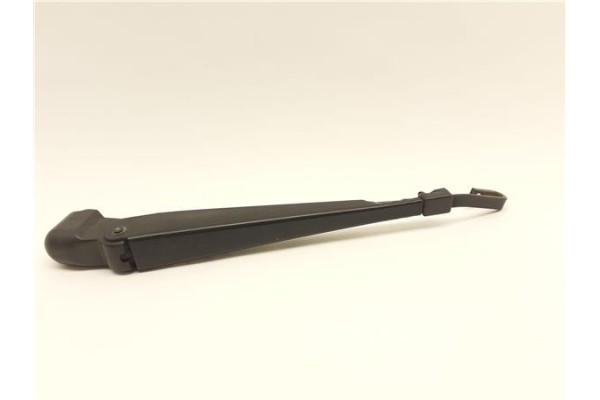 Recambio de brazo limpiaparabrisas trasero para citroen berlingo 2.0 hdi collection combi referencia OEM IAM 6429V5  