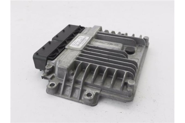 Recambio de centralita para kia carnival 2.9 crdi referencia OEM IAM 391044X910 28070389 