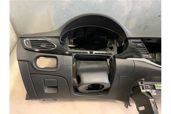 Recambio de salpicadero para opel astra k berlina 5p 1.6 dynamic referencia OEM IAM 39085189  