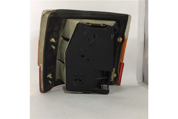 Recambio de piloto trasero derecho para renault 11 (b/c37_) 1.4 (b/c372, b/c37c) referencia OEM IAM 7701029311  