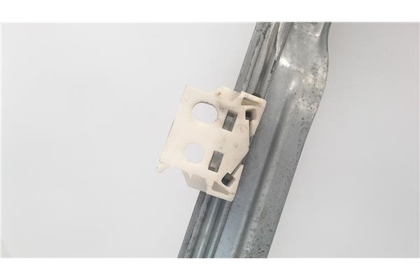 Recambio de mecanismo elevalunas delantero izquierdo para citroen c4 picasso referencia OEM IAM 9682493980  