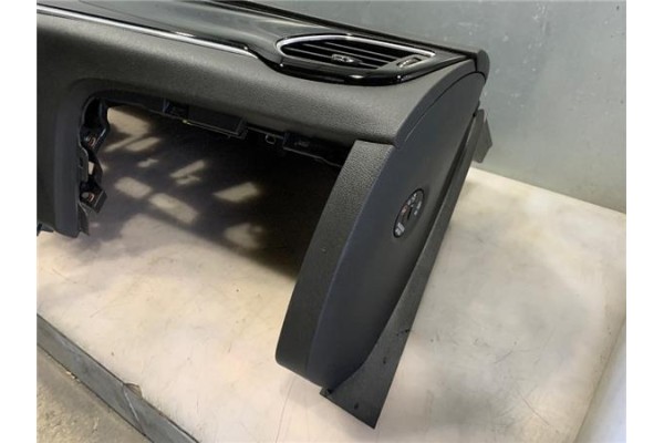Recambio de salpicadero para opel astra k berlina 5p 1.6 dynamic referencia OEM IAM 39085189  