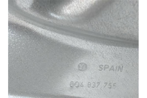 Recambio de elevalunas electrico delantero izquierdo para volkswagen polo iv (9n3) referencia OEM IAM 6Q4837755  