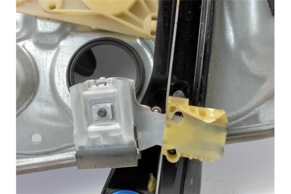 Recambio de elevalunas electrico delantero izquierdo para volkswagen polo iv (9n3) referencia OEM IAM 6Q4837755  