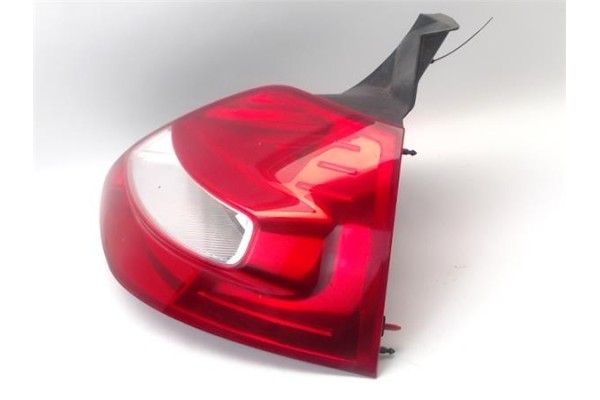 Recambio de piloto trasero derecho para renault megane ii (bm0/1_, cm0/1_) 1.6 16v (bm0c, cm0c) referencia OEM IAM 8200413216  