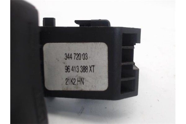 Recambio de mando multifuncion para citroen c3 pluriel referencia OEM IAM 96413388XT 34472003 