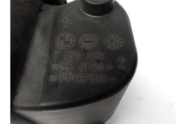 Recambio de tapa exterior combustible para bmw serie 5 berlina (e60) 520d referencia OEM IAM 7034279  