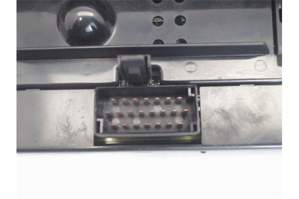 Recambio de reloj horario para saab 9-3 berlina referencia OEM IAM 5038195  