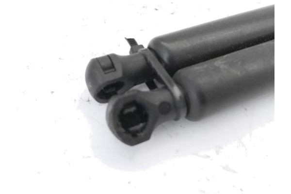 Recambio de amortiguador porton para citroen xsara picasso 1.6 referencia OEM IAM 8701L3   Recambio de amortiguador porton para citroen xsara picasso 1.6 referencia OEM IAM 8701L3
