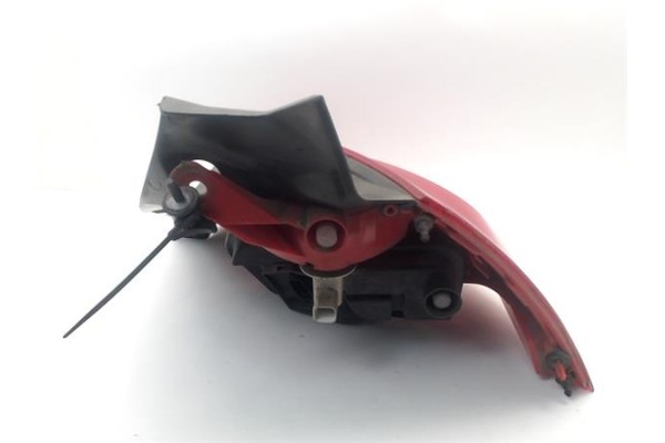 Recambio de piloto trasero izquierdo para renault megane ii (bm0/1_, cm0/1_) 1.6 16v (bm0c, cm0c) referencia OEM IAM 8200413214 