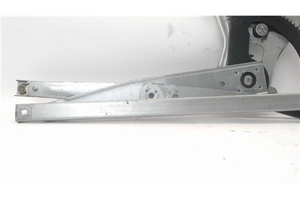 Recambio de mecanismo elevalunas delantero izquierdo para daewoo kalos referencia OEM IAM 96541653 96541737 