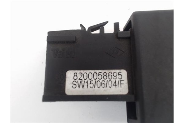Recambio de mando multifuncion para renault clio ii fase ii (b/cb0) referencia OEM IAM 8200058695  