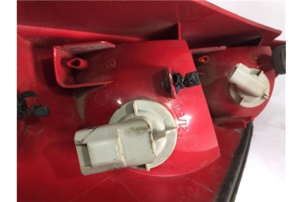 Recambio de piloto trasero derecho para ford focus (daw, dbw) 1.6 16v referencia OEM IAM XS4X13404AD  