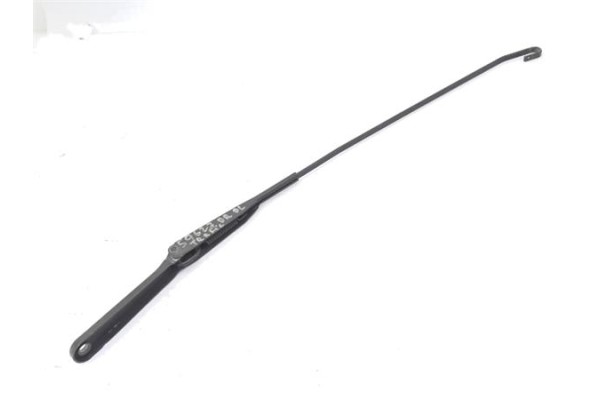 Recambio de brazo limpiaparabrisas delantero derecho para renault trafic ii furgón (fl) 2.5 dti referencia OEM IAM 7701050584  