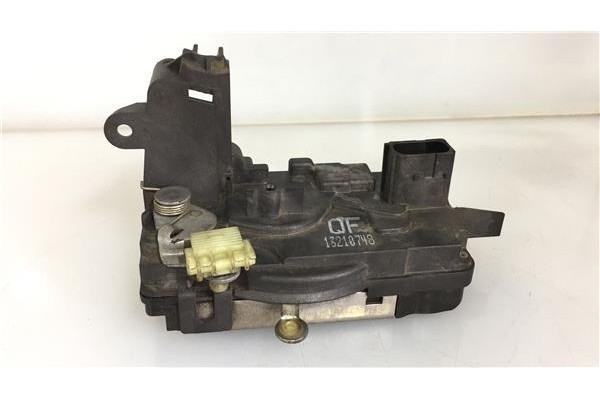 Recambio de cierre electromagnetico delantero izquierdo para opel astra h berlina (2004) 1.7 cdti referencia OEM IAM 13210748 QF