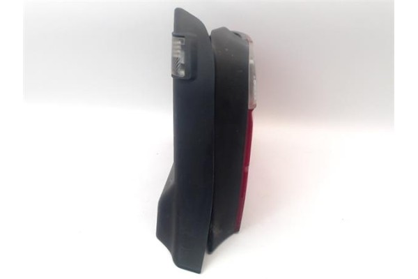 Recambio de piloto trasero derecho para bmw serie 3 compacto (e36) 1.6 316i referencia OEM IAM 63218357870  