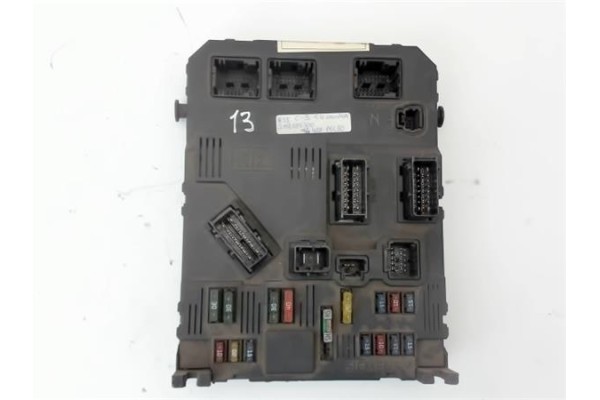 Recambio de caja fusibles/rele para citroen c3 1.4 hdi 16v exclusive referencia OEM IAM 9648715280  