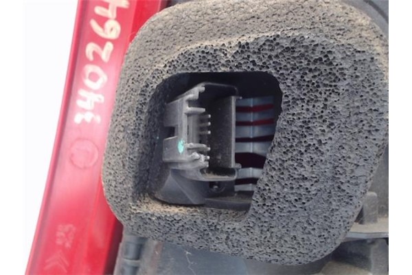 Recambio de piloto trasero izquierdo para peugeot 107 referencia OEM IAM 6350X6  