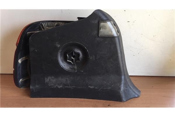 Recambio de piloto trasero derecho para bmw serie 3 compacto (e36) 1.6 316g referencia OEM IAM 8364934   Recambio de piloto trasero derecho para bmw serie 3 compacto (e36) 1.6 316g referencia OEM IAM 8364934