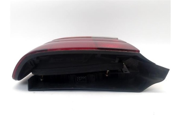 Recambio de piloto trasero izquierdo para bmw serie 3 compacto (e36) 1.6 316i referencia OEM IAM 63218357869  