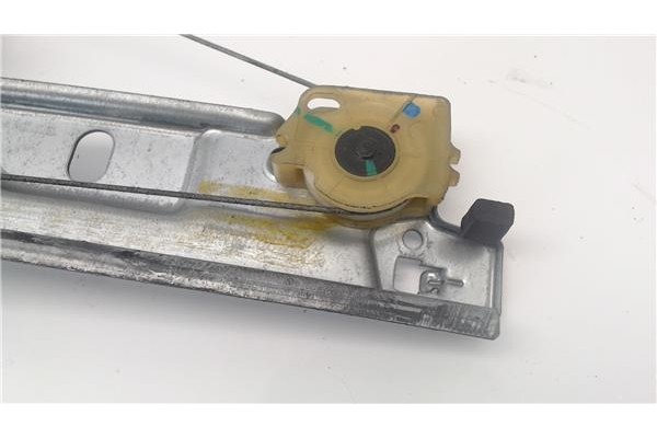 Recambio de mecanismo elevalunas delantero izquierdo para peugeot 207 referencia OEM IAM 9221FS  9221FT , PEUGEOT | 9221W9 , PEU