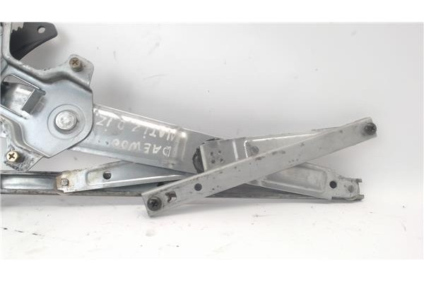 Recambio de mecanismo elevalunas delantero izquierdo para daewoo matiz referencia OEM IAM 96323234 96318490 