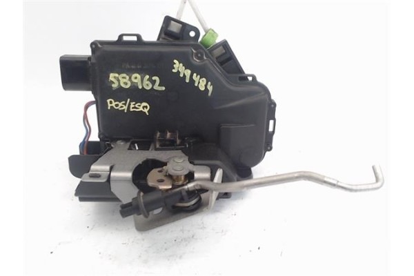 Recambio de cierre electromagnetico trasero izquierdo para audi allroad quattro (4b5) 2.5 tdi (132kw) referencia OEM IAM 4B08390