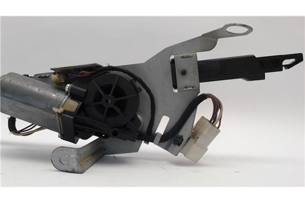 Recambio de cinturon seguridad trasero derecho para mercedes-benz clk (bm 209) coupe 2.7 270 cdi (209.316) referencia OEM IAM 13