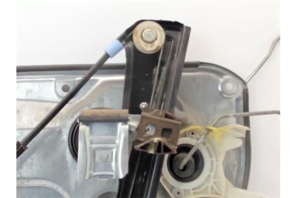 Recambio de elevalunas electrico delantero izquierdo para seat ibiza (6l1) 1.2 cool referencia OEM IAM 6L4837751Q 6L4837755J 