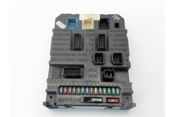 Recambio de caja fusibles/rele para peugeot 207 referencia OEM IAM 9663798280  