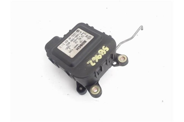 Recambio de motor apertura calefac. para audi allroad quattro (4b5) 2.5 tdi (132kw) referencia OEM IAM 4B1820511C  