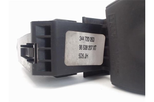 Recambio de mando multifuncion para peugeot 207 referencia OEM IAM 96538207XT 344720053 