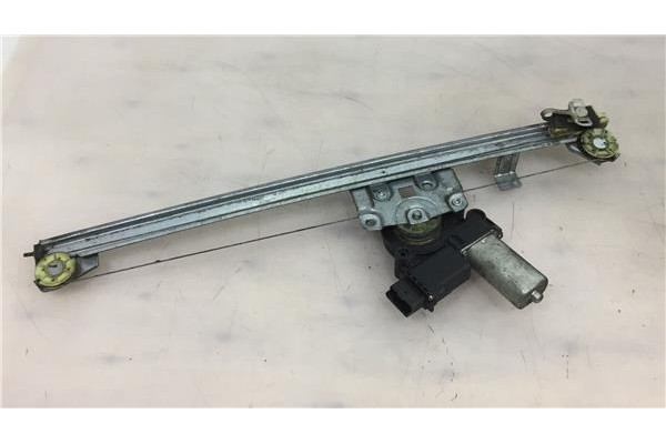Recambio de mecanismo elevalunas delantero derecho para fiat ducato 3 combi 30 2.2 100 referencia OEM IAM 73001003 5000609 