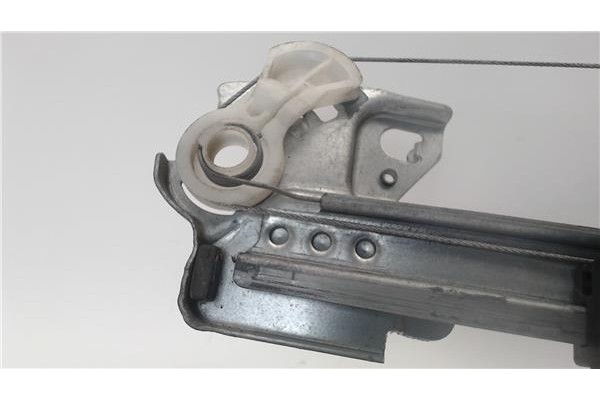 Recambio de mecanismo elevalunas delantero izquierdo para citroen c3 referencia OEM IAM 400619F  